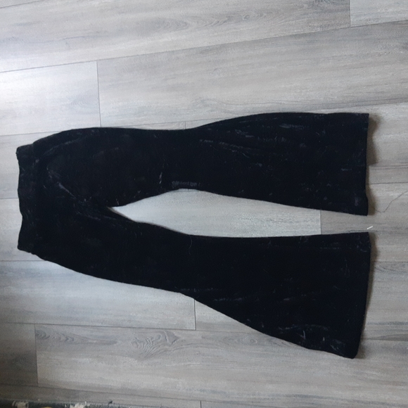 Killstar Wisteria burnout velvet flares - Picture 6 of 6